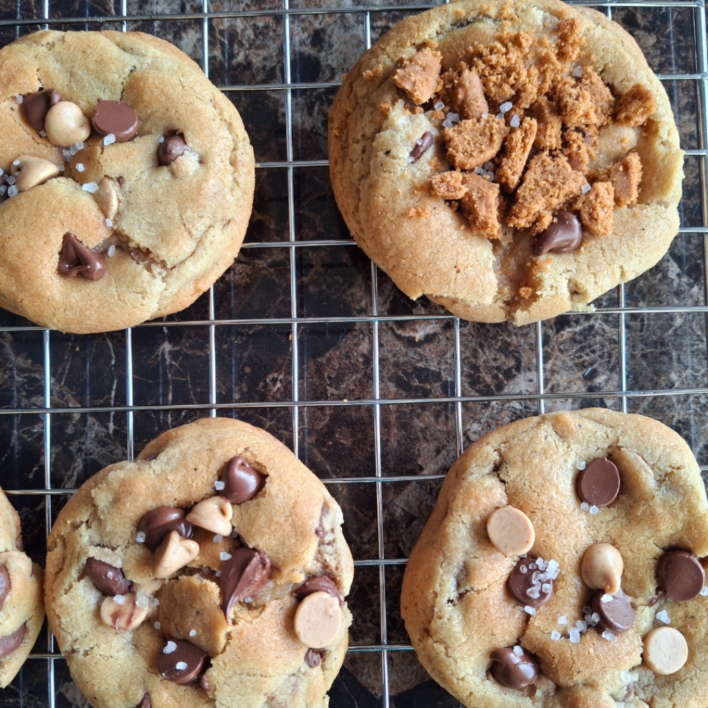 easy chocolate and peanut butter chip cookies (beginner-friendly)