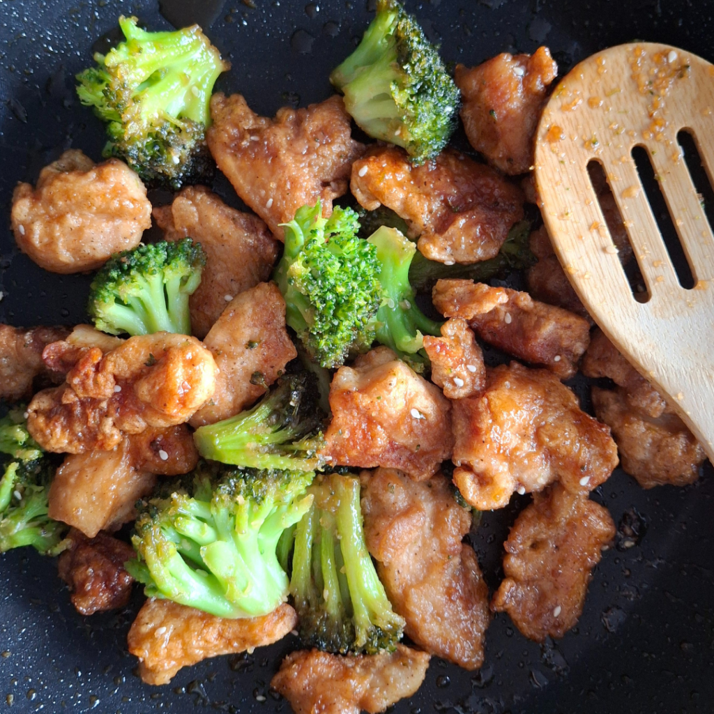 crispy honey chicken &&nbsp;broccoli